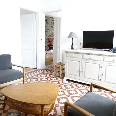 Hippocampe Saint Gilles Croix De Vie * Les Bussolleries