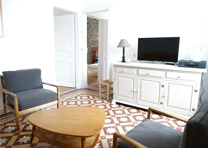 Hippocampe Saint Gilles Croix De Vie * Les Bussolleries